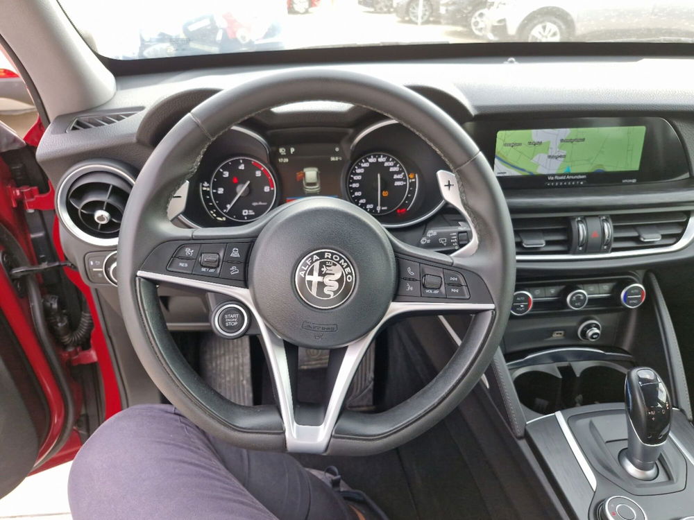 Alfa Romeo Stelvio usata a Cosenza (19)