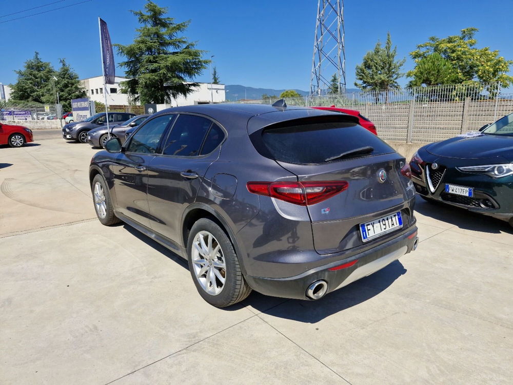 Alfa Romeo Stelvio usata a Cosenza (3)