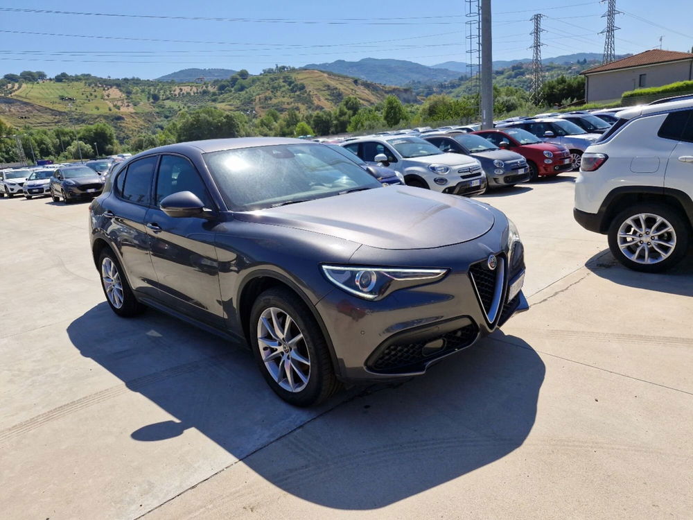 Alfa Romeo Stelvio usata a Cosenza (8)