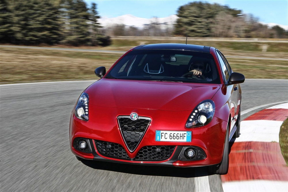 Alfa Romeo Giulietta usata a Cosenza (8)