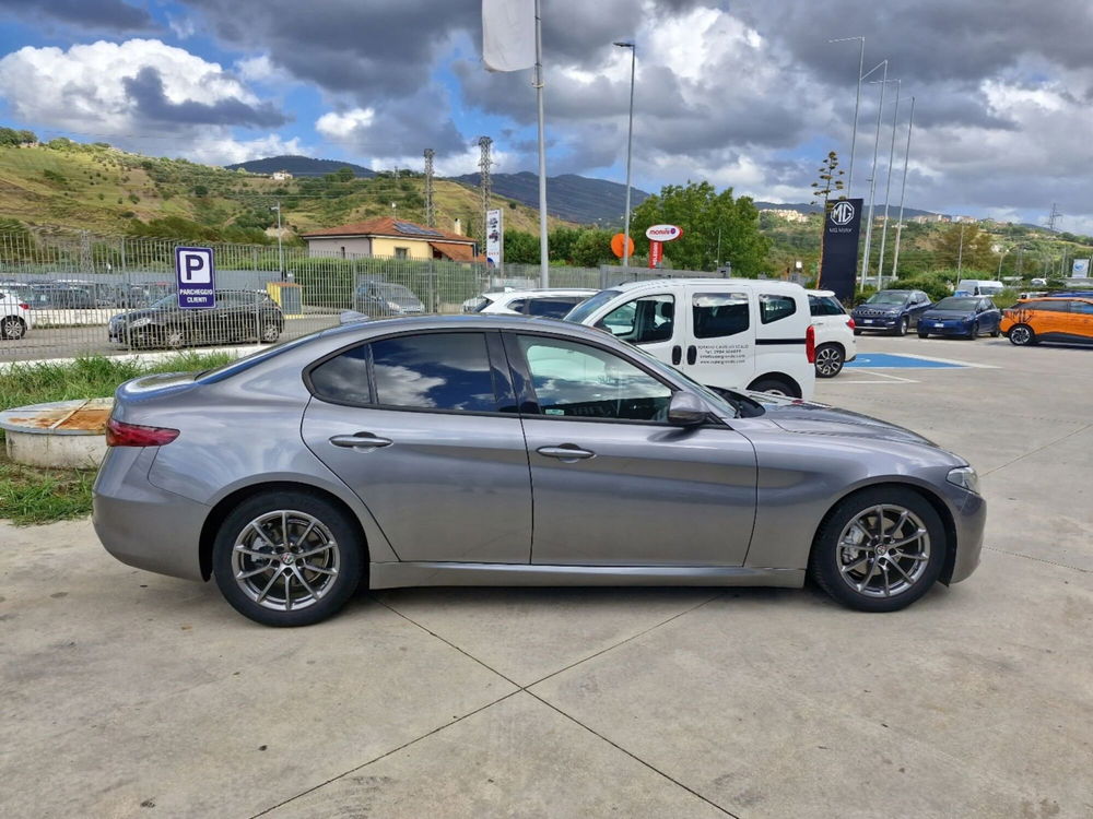 Alfa Romeo Giulia usata a Cosenza (7)