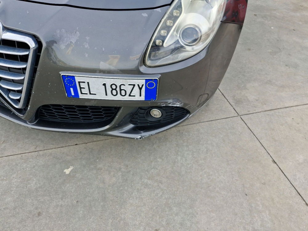 Alfa Romeo Giulietta usata a Cosenza (17)