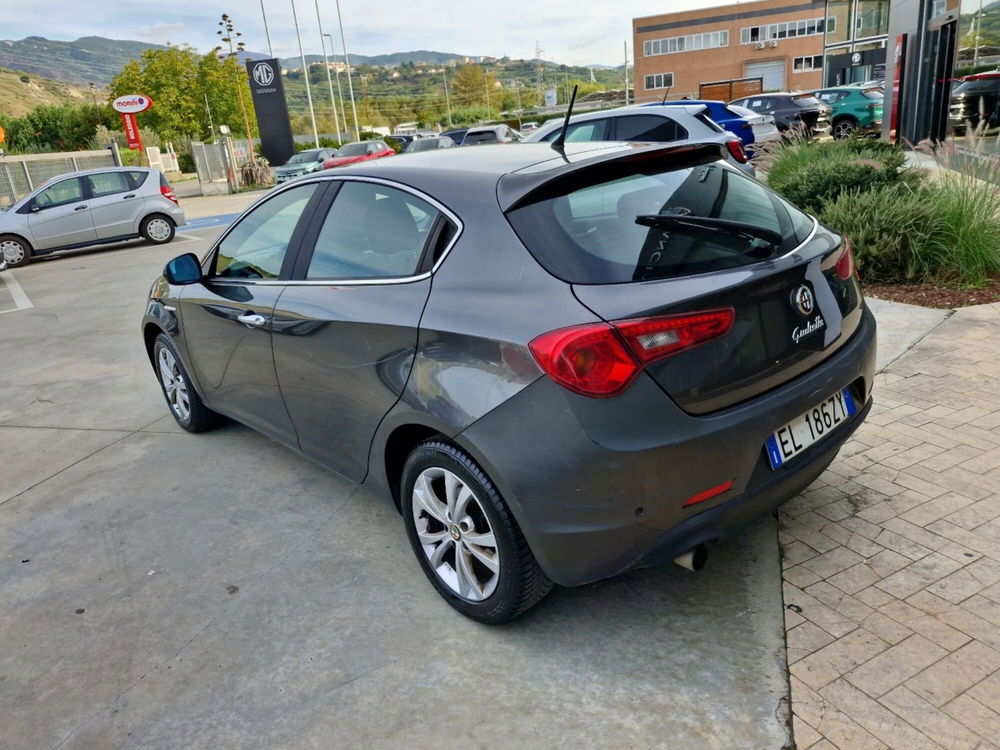 Alfa Romeo Giulietta usata a Cosenza (4)