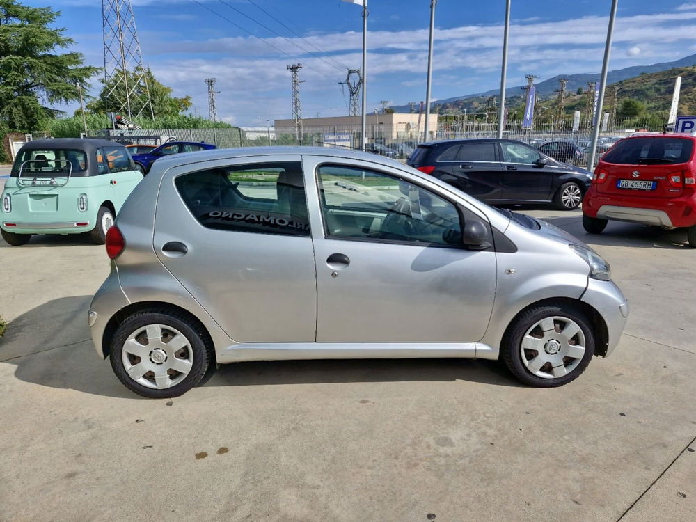 Toyota Aygo usata a Cosenza (7)