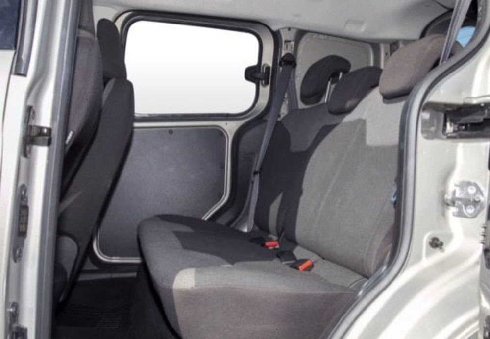 Ford Tourneo Courier usata a Cosenza (8)