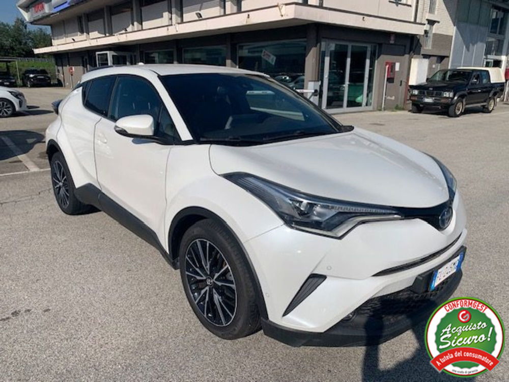 Toyota Toyota C-HR usata a Lucca (3)