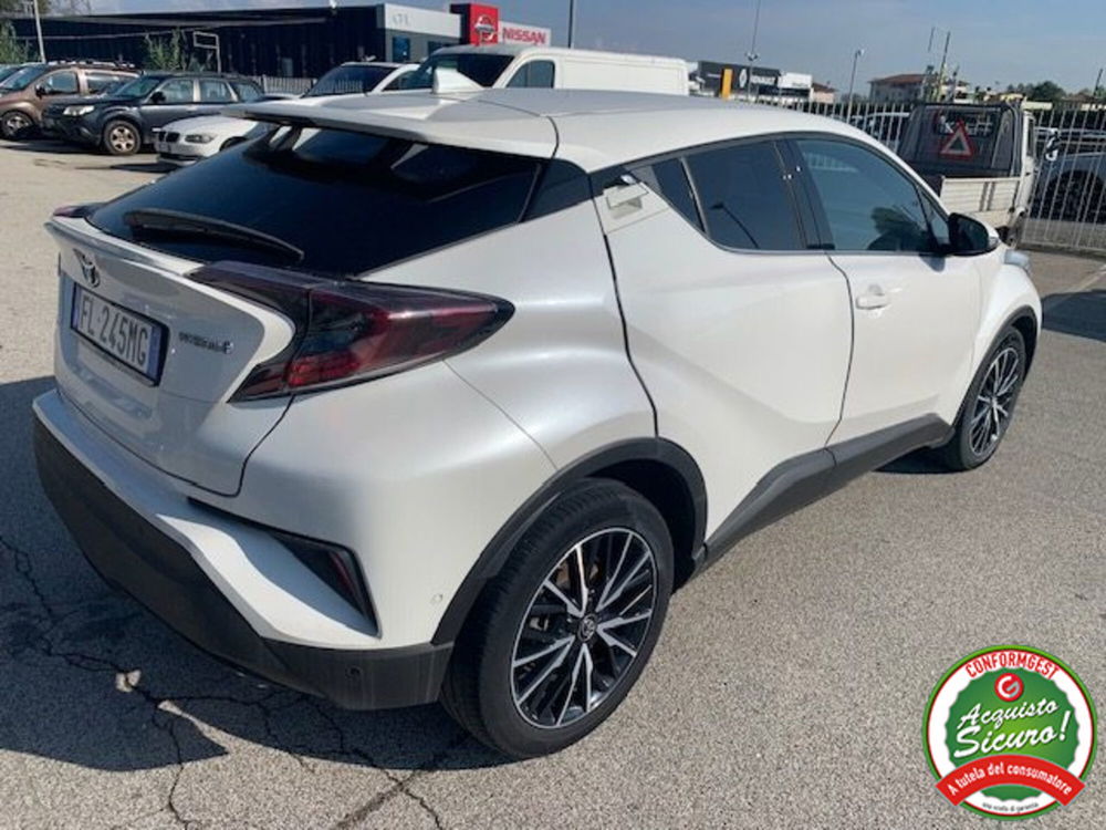 Toyota Toyota C-HR usata a Lucca (5)