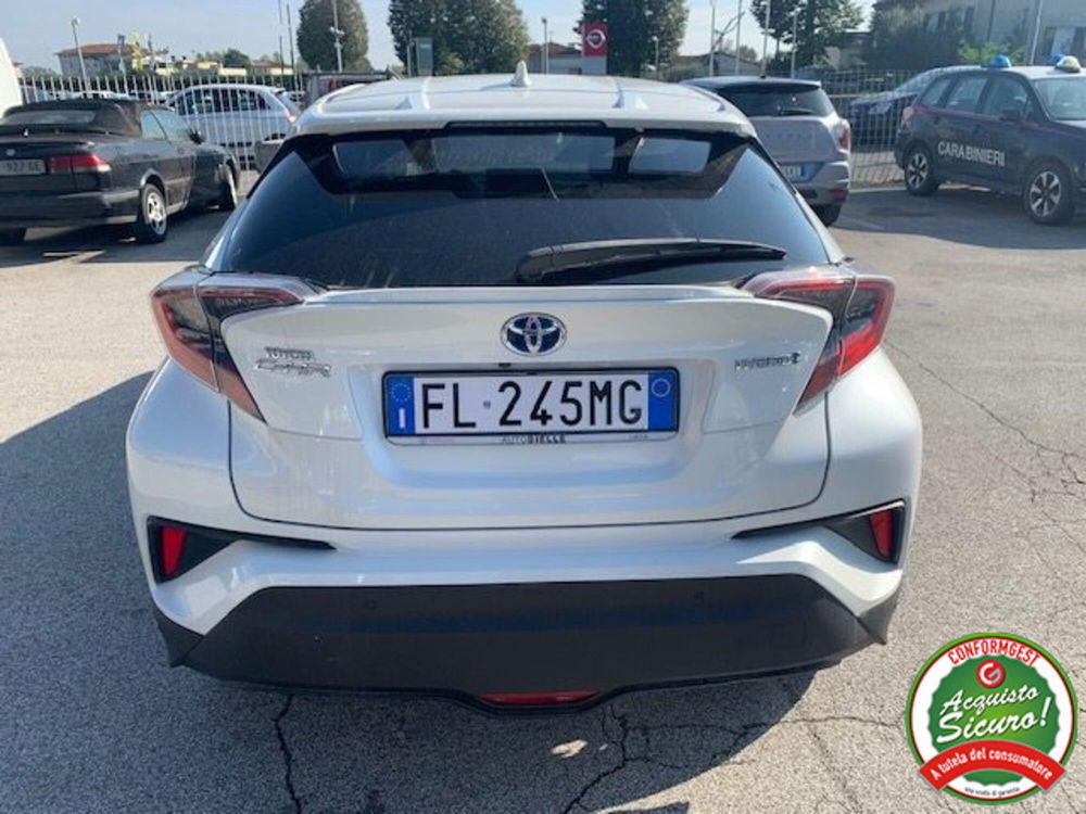 Toyota Toyota C-HR usata a Lucca (6)