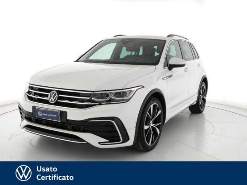 Volkswagen Tiguan 2.0 TDI 150 CV SCR DSG 4MOTION R-Line del 2022 usata a Arzignano