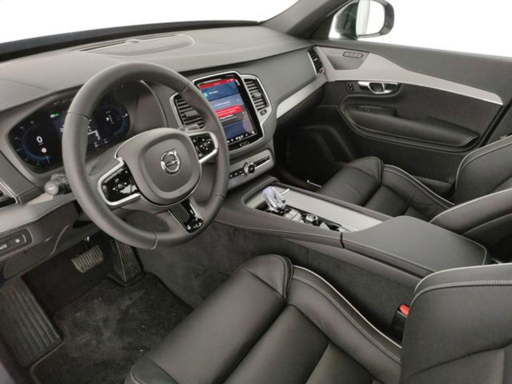 Volvo XC90 nuova a Modena (12)