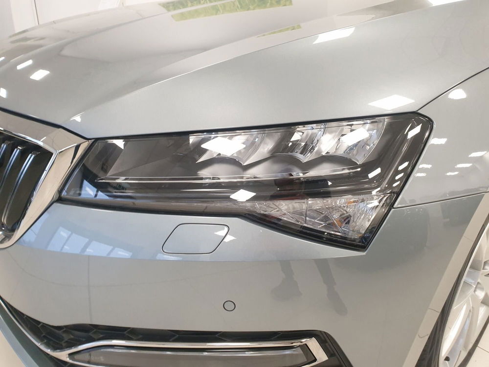 Skoda Superb Station Wagon usata a Livorno (12)