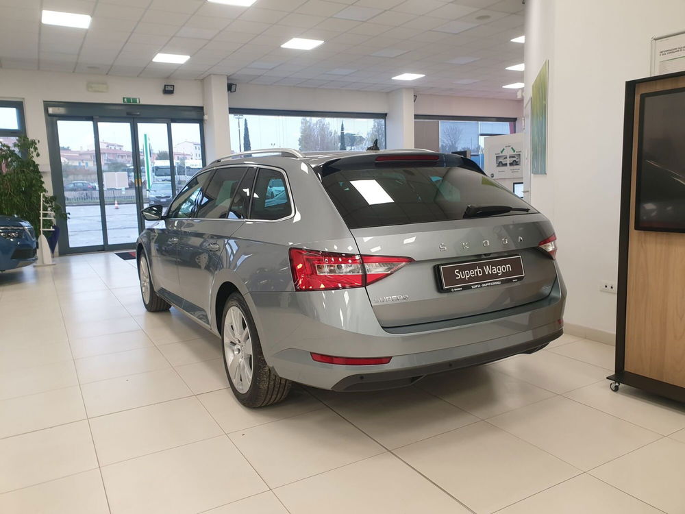 Skoda Superb Station Wagon usata a Livorno (3)