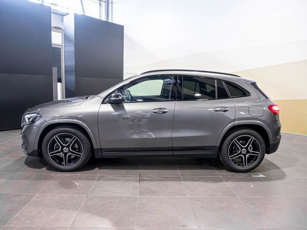 Mercedes-Benz GLA SUV nuova a Ancona (5)