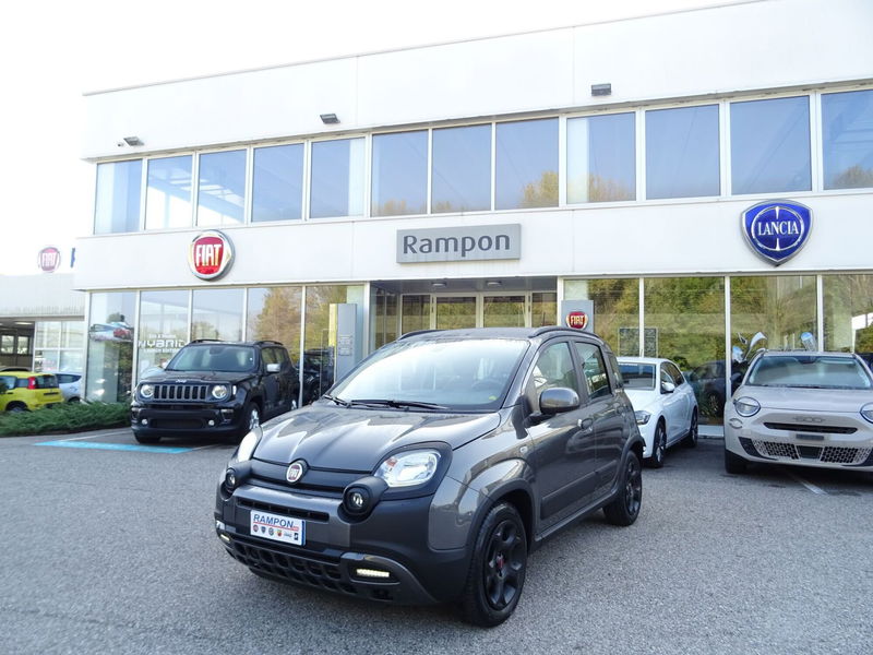 Fiat Panda 1.0 FireFly S&S Hybrid City Cross  del 2022 usata a San Dona' Di Piave