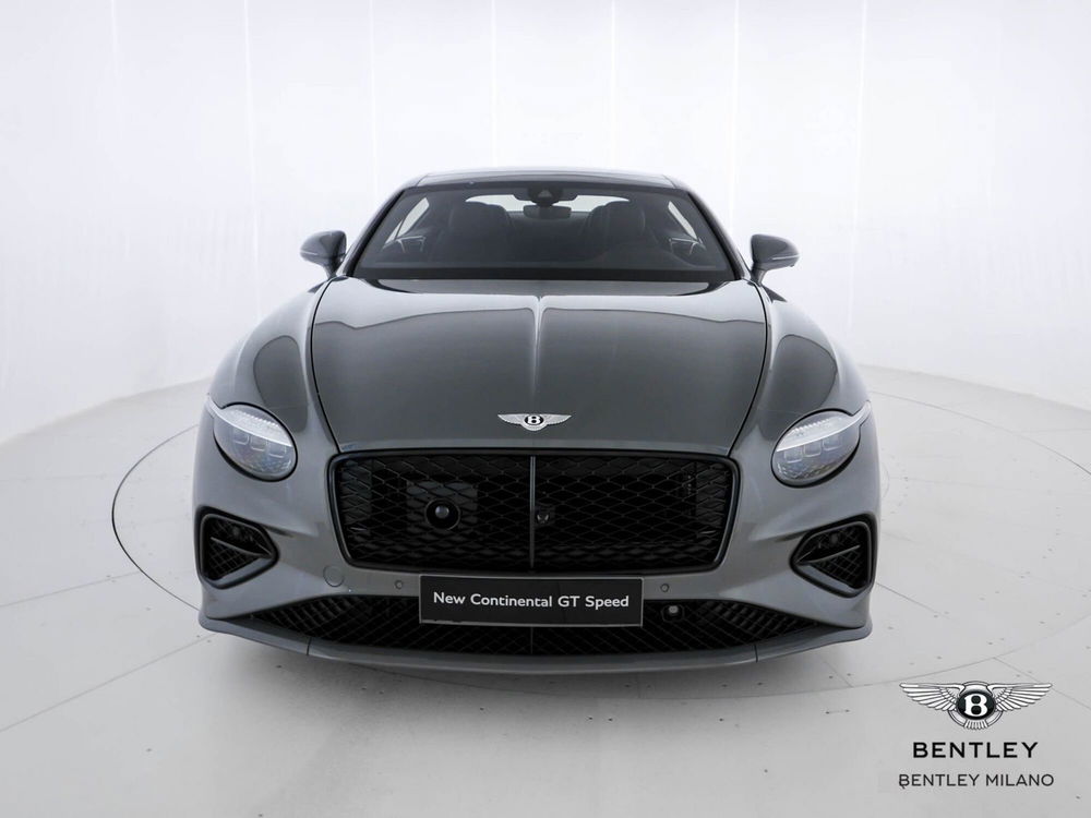 Bentley Continental GT nuova a Milano (2)