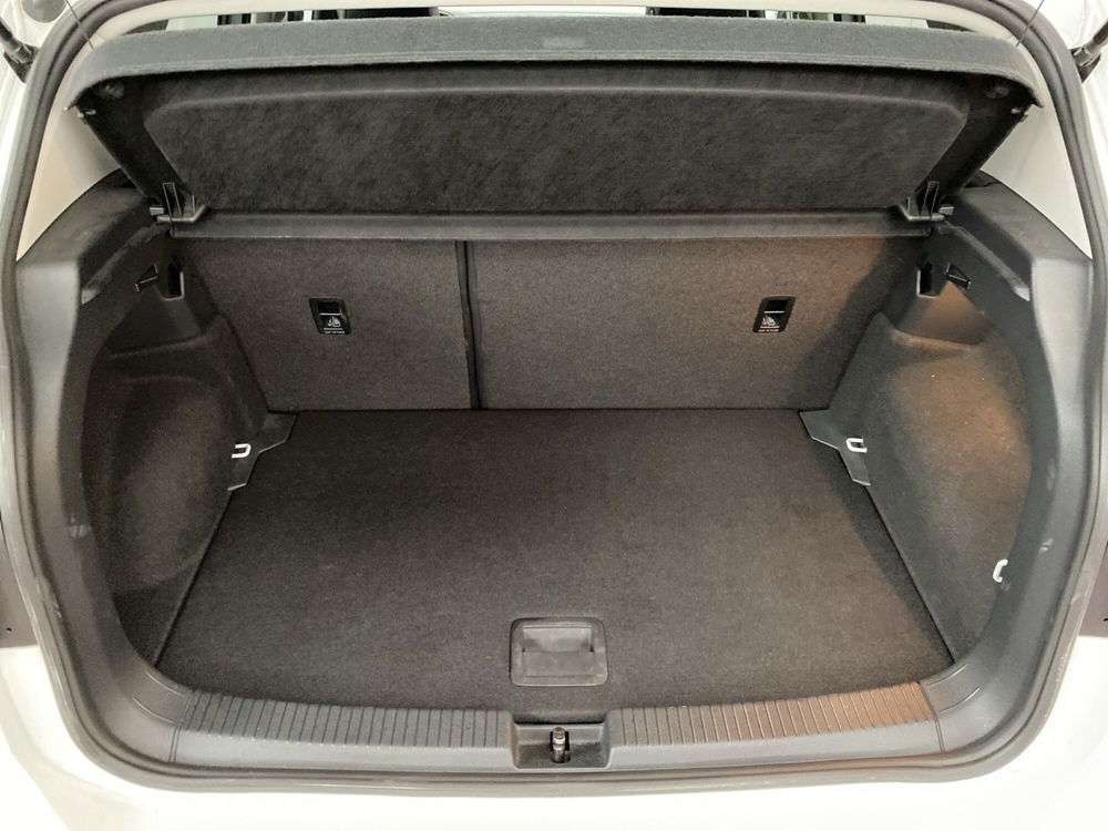 Volkswagen T-Cross usata a Lodi (9)