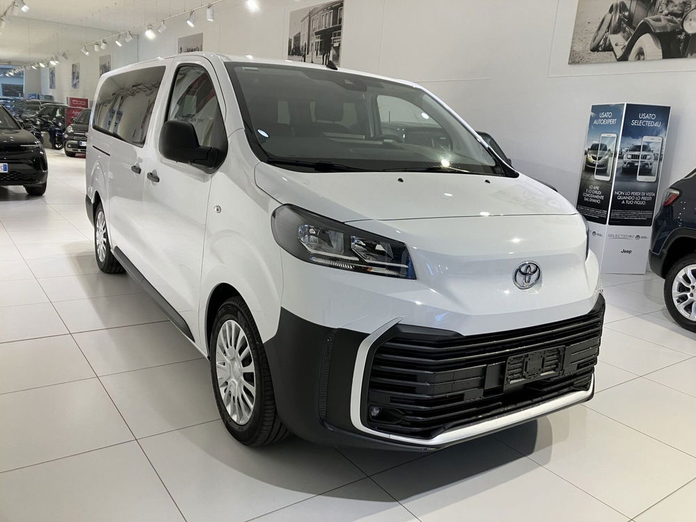 Toyota Proace Verso nuova a Parma (3)