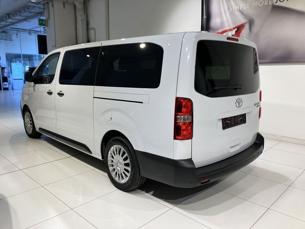 Toyota Proace Verso nuova a Parma (4)