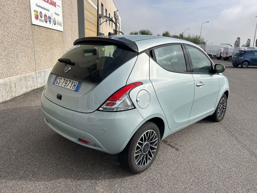 Lancia Ypsilon usata a Bergamo (7)