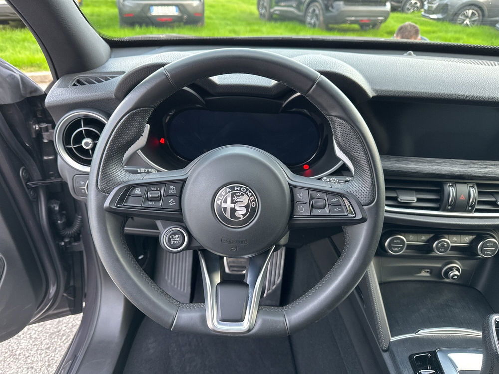 Alfa Romeo Stelvio usata a Vicenza (17)