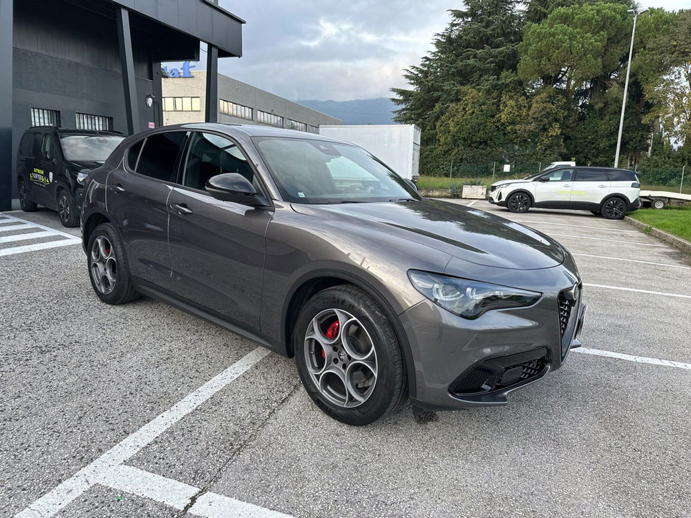 Alfa Romeo Stelvio usata a Vicenza (7)