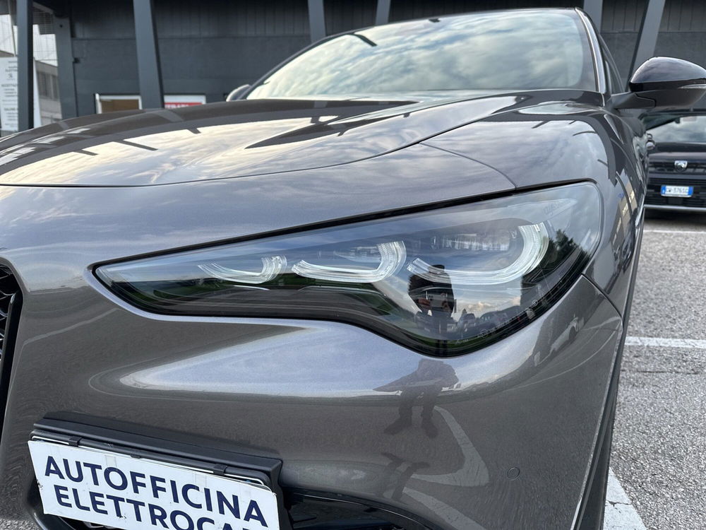 Alfa Romeo Stelvio usata a Vicenza (9)