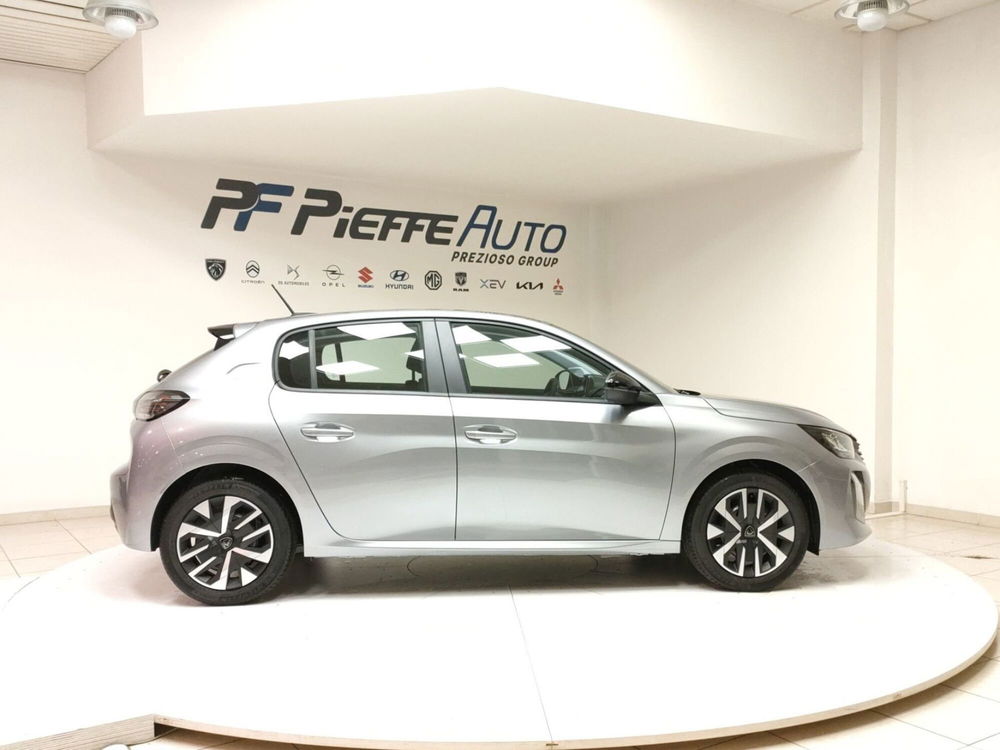 Peugeot 208 nuova a Teramo (5)