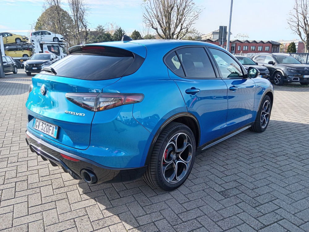 Alfa Romeo Stelvio usata a Alessandria (4)