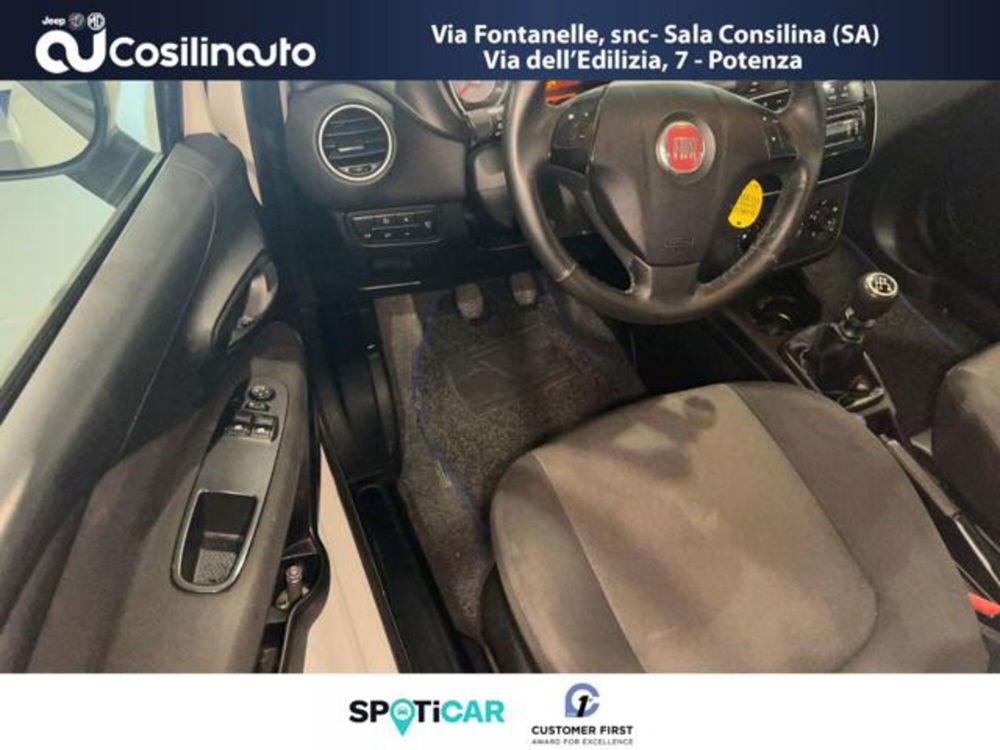 Fiat Punto usata a Salerno (16)