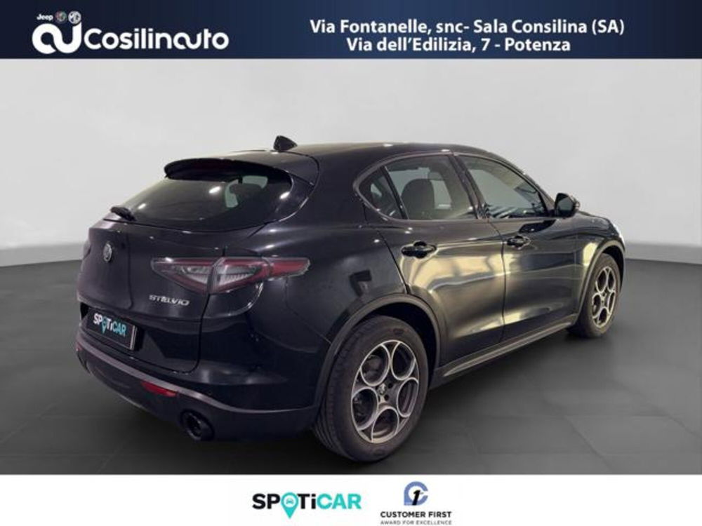 Alfa Romeo Stelvio usata a Salerno (5)