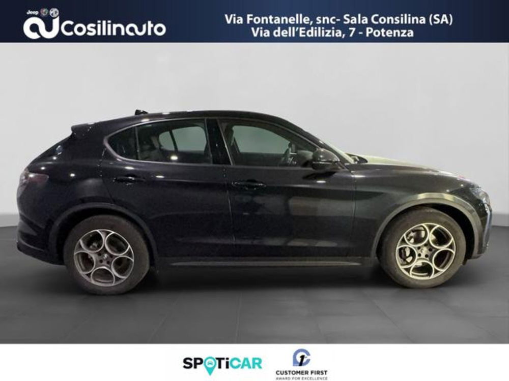 Alfa Romeo Stelvio usata a Salerno (6)