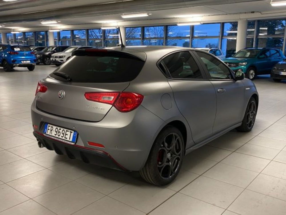 Alfa Romeo Giulietta usata a Cuneo (7)