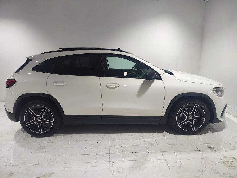 Mercedes-Benz GLA SUV usata a Napoli (7)