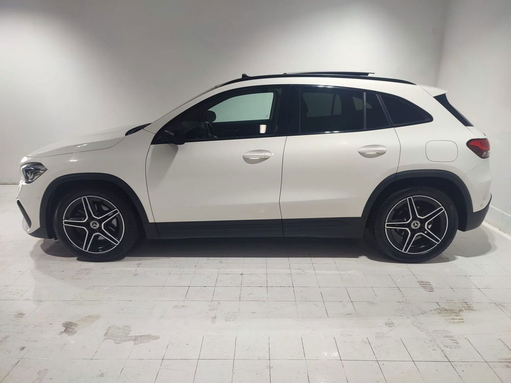 Mercedes-Benz GLA SUV usata a Napoli (8)