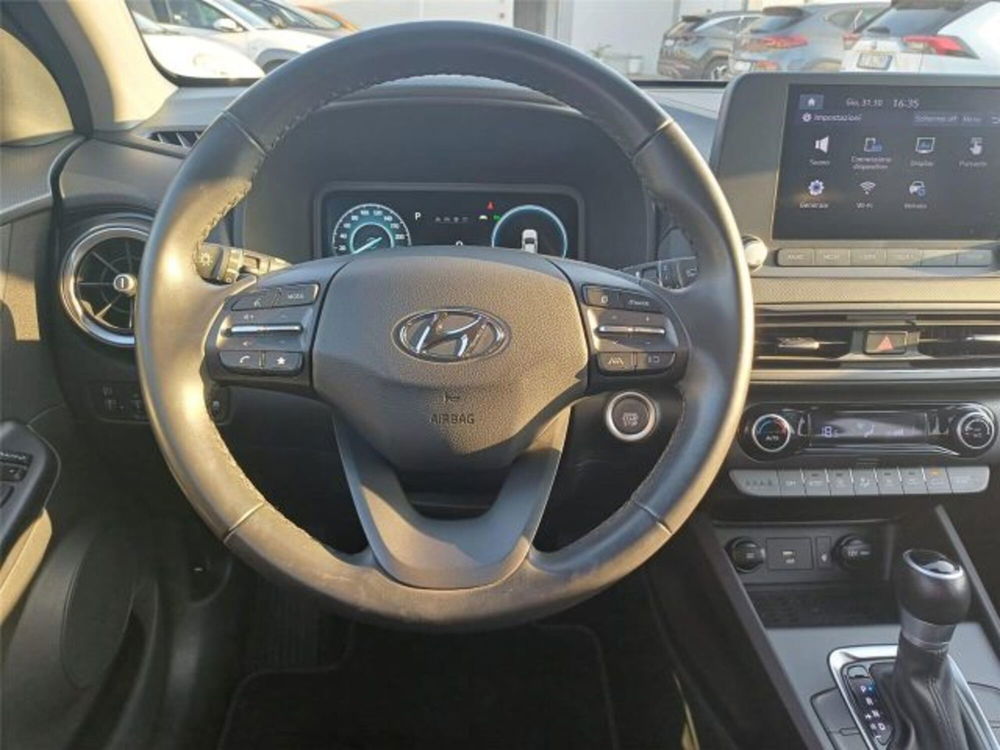 Hyundai Kona usata a Bari (14)