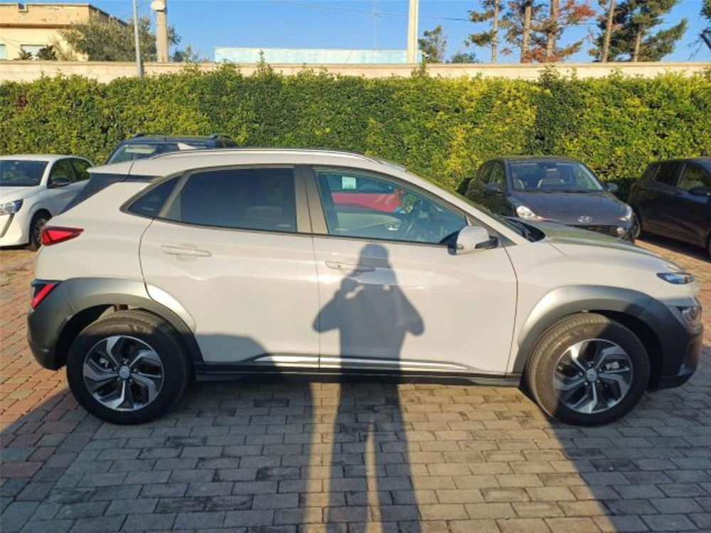 Hyundai Kona usata a Bari (7)