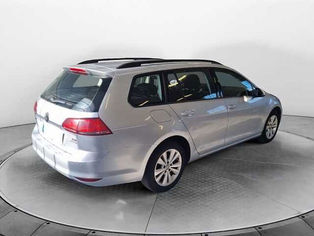 Volkswagen Golf Variant usata a Siena (6)