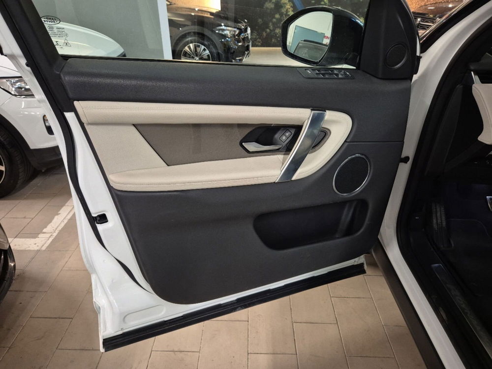 Land Rover Discovery Sport usata a Prato (12)