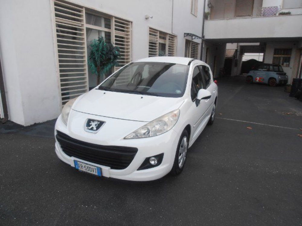 Peugeot 207 SW usata a Livorno