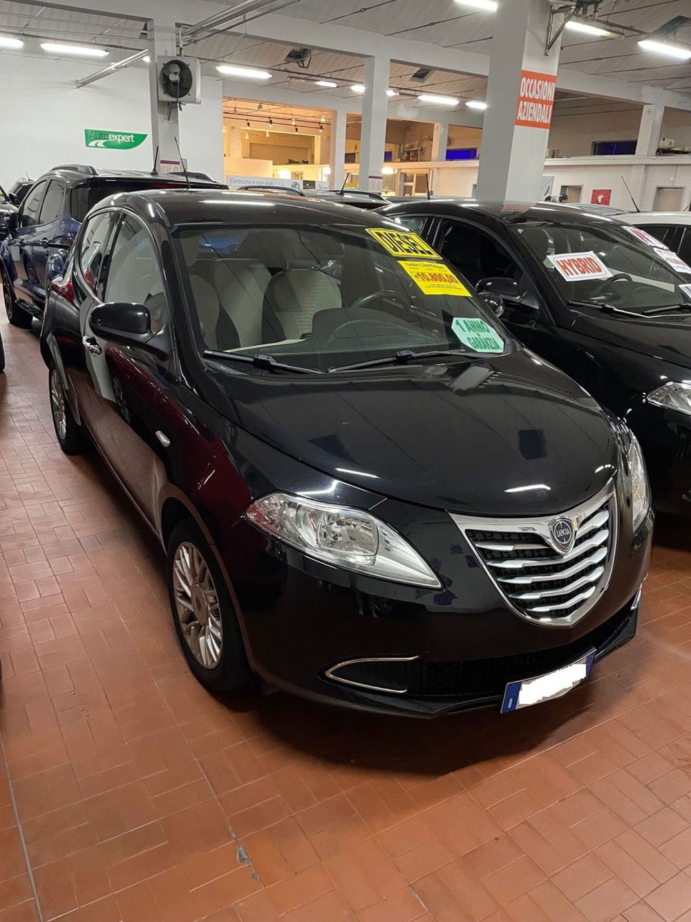 Lancia Ypsilon usata a Lucca (3)