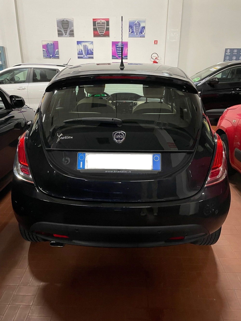 Lancia Ypsilon usata a Lucca (4)