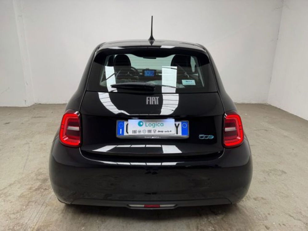 Fiat 500e usata a Biella (10)