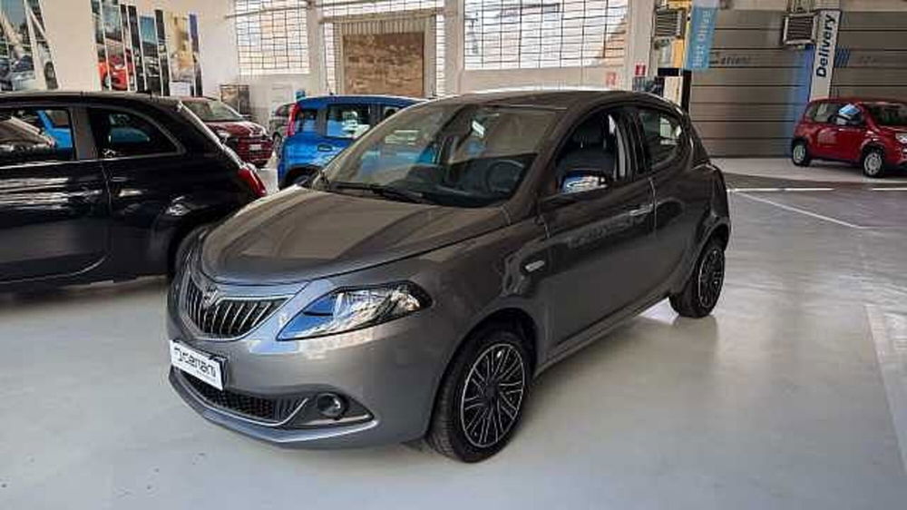 Lancia Ypsilon usata a Milano