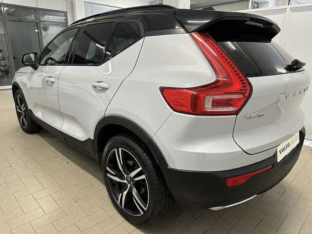 Volvo XC40 usata a Macerata (6)