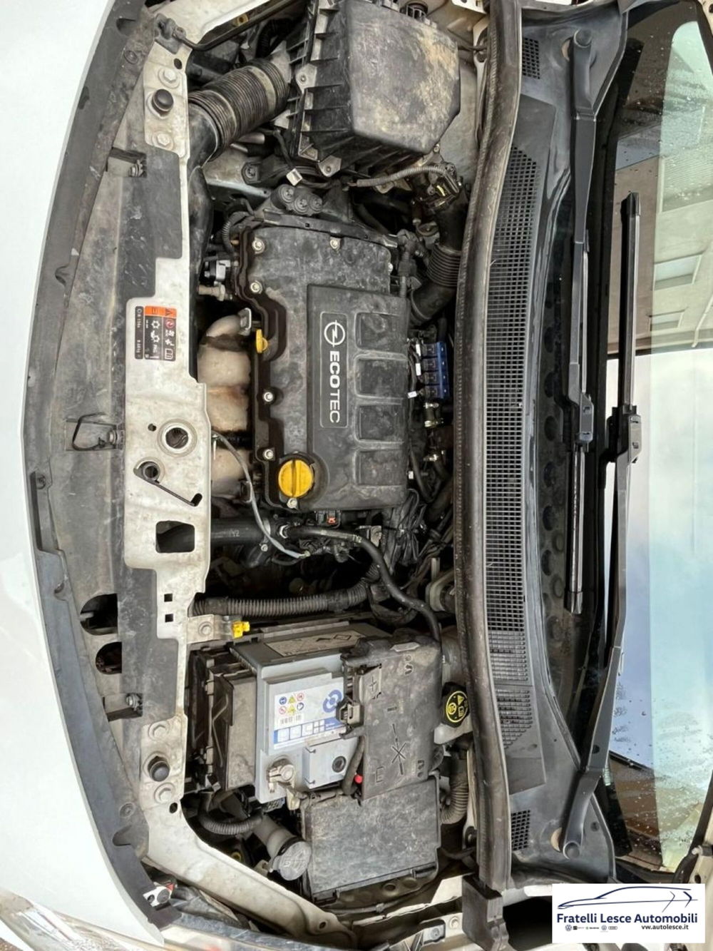 Opel Meriva usata a Cosenza (10)