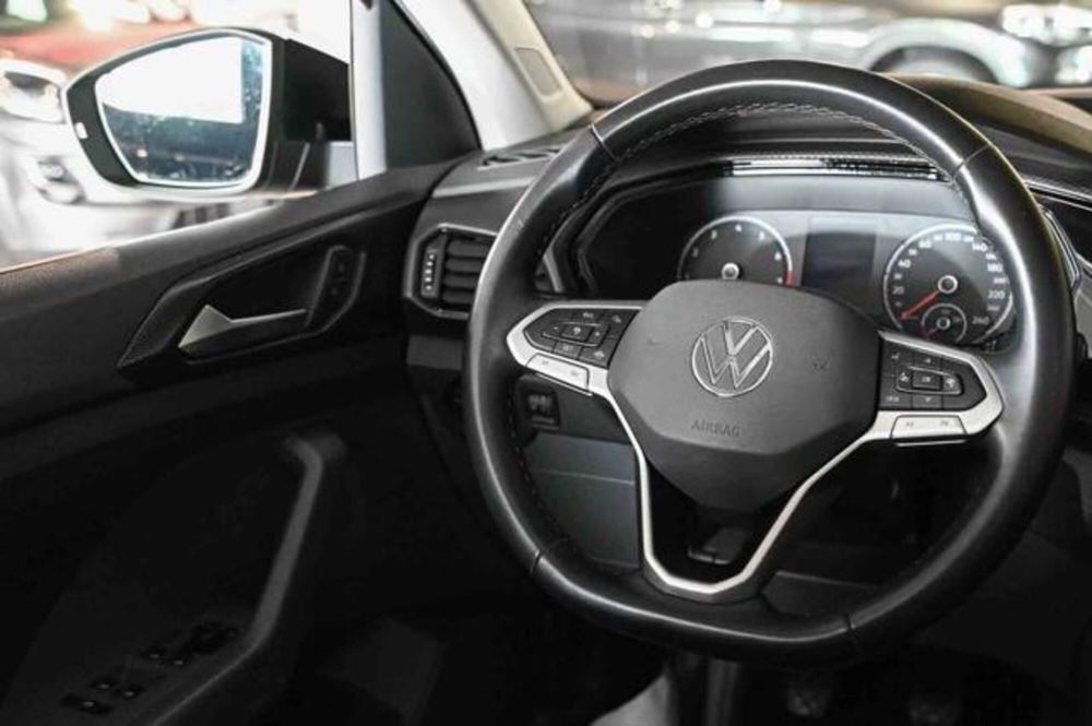 Volkswagen T-Cross usata a Torino (13)