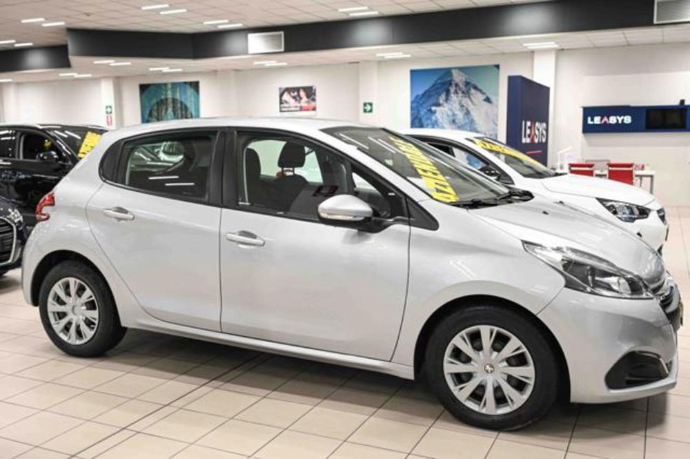 Peugeot 208 usata a Torino (4)