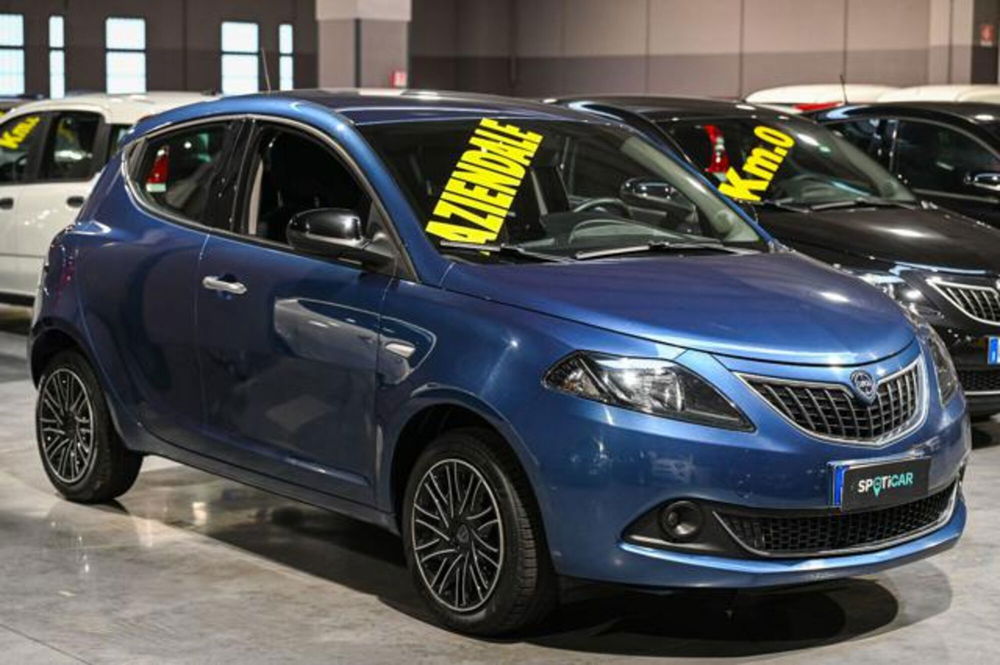 Lancia Ypsilon usata a Torino (3)