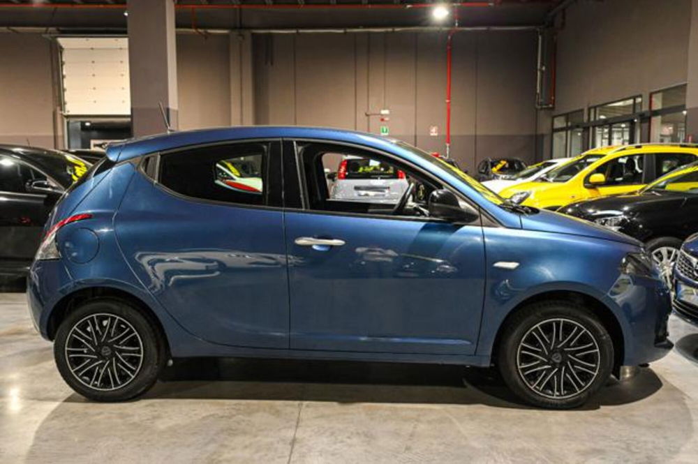 Lancia Ypsilon usata a Torino (4)