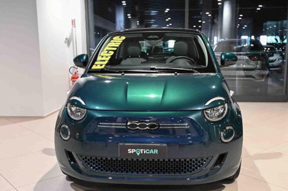 Fiat 500e usata a Torino (16)